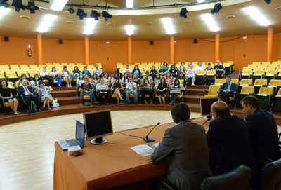 Sesión de bienvenida a los alumnos del Máster Universitario en Educación Emocional, Social y de la Creatividad. Sesión de bienvenida a los alumnos del Máster Universitario en Educación Emocional, Social y de la Creatividad.