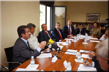 Visita de Miguel Ángel Revilla y Emilio Botín al Valle del Nansa Visita de Miguel Ángel Revilla y Emilio Botín al Valle del Nansa