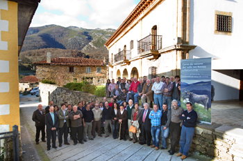 Jornada para ganaderos celebrada el 17 de noviembre en la Casa Rectoral de Puente Pumar, sede de la Fundación Botín. Jornada para ganaderos celebrada el 17 de noviembre en la Casa Rectoral de Puente Pumar, sede de la Fundación Botín.