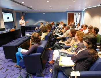 Joan Ferrés en curso en Fundación Botín en 2009. Foto: E.Cobo Joan Ferrés en curso en Fundación Botín en 2009. Foto: E.Cobo