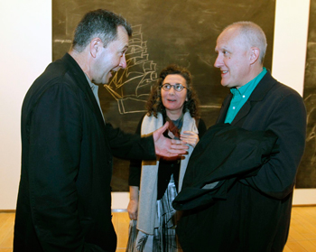 Juan Uslé, junto a Vicky Civera, conversa con Vicente Todolí en la inauguración de la muestra de Tacita Dean, en octubre de 2013. Juan Uslé, junto a Vicky Civera, conversa con Vicente Todolí en la inauguración de la muestra de Tacita Dean, en octubre de 2013.